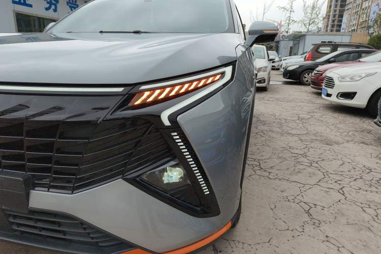 Used Cowin Kunlun 2023 Kunlun 300 Mountain Peak Edition Left Front Headlight