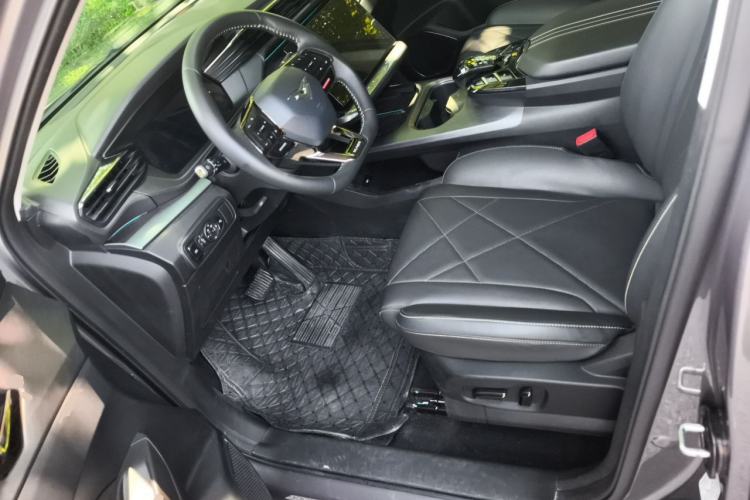 Used Cowin Kunlun 2023 Kunlun 500 Skyline Edition Left Front Seat
