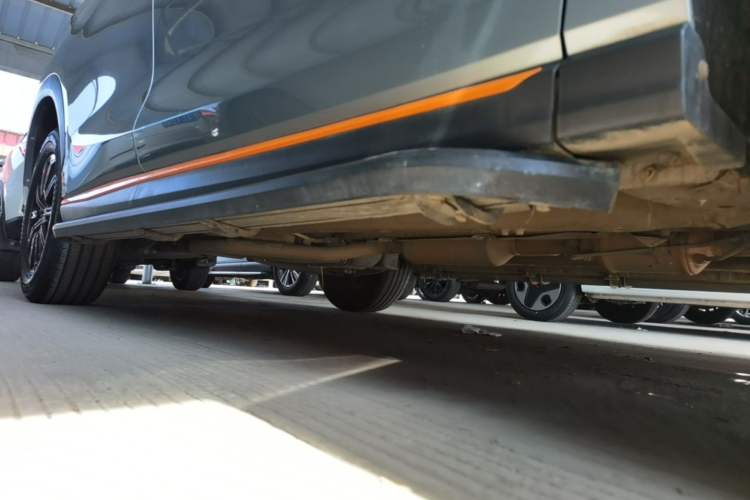 Used Cowin Kunlun 2023 Kunlun 300 Plateau Edition Right Side Sill
