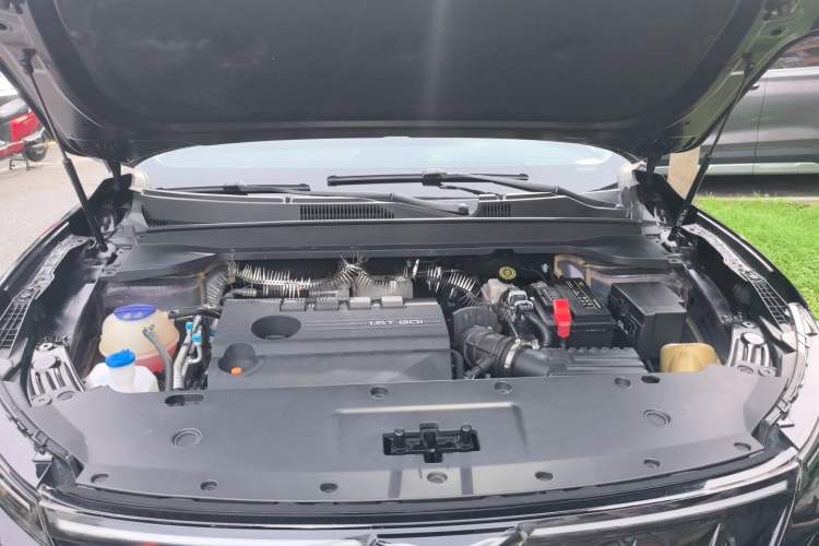 Used Cowin Kunlun 2023 Kunlun 300 Plateau Edition Engine Bay