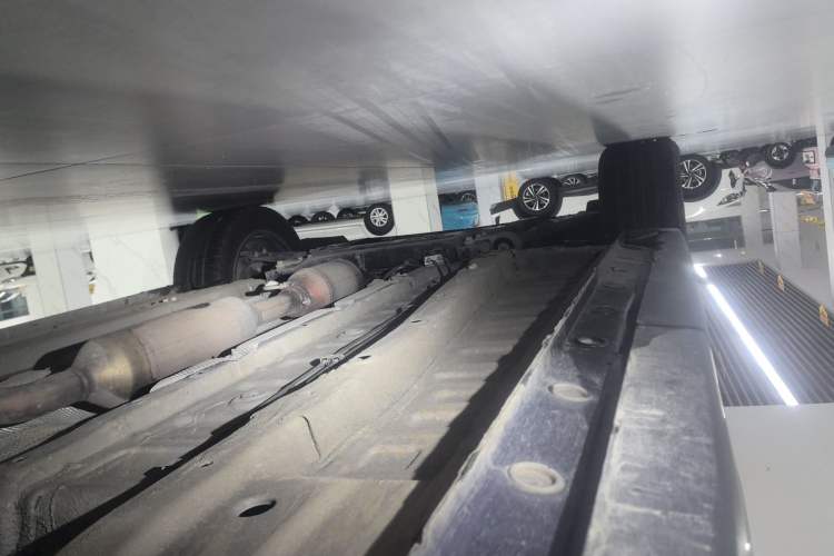 Used Cowin Kunlun 2023 Kunlun 300 Mountain Peak Edition Left Side Sill