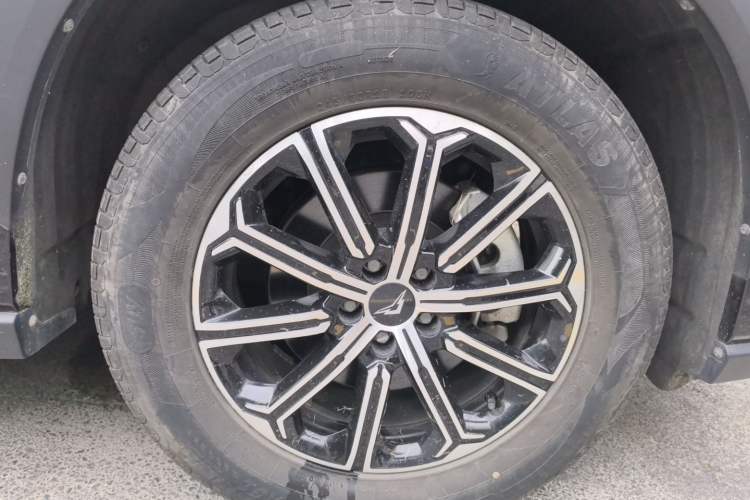 Used Cowin Kunlun 2023 Kunlun 300 Plateau Edition Right Front Wheel Hub