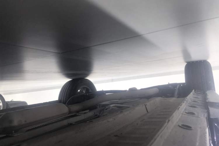 Used Cowin Kunlun 2023 Kunlun 300 Mountain Peak Edition Right Side Sill