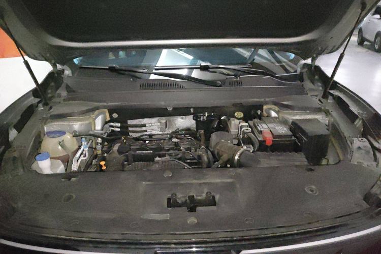 Used Cowin Kunlun 2023 Kunlun 300 Plateau Edition Engine Bay