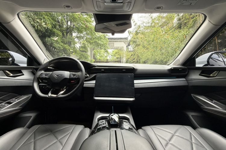 Used Cowin Kunlun 2023 Kunlun 300 Starry Edition Interior 4