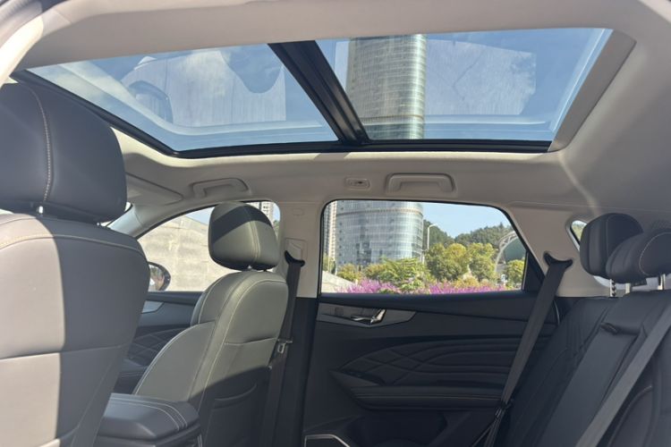 Used Cowin Kunlun 2023 Kunlun 300 Mountain Peak Edition Interior 4