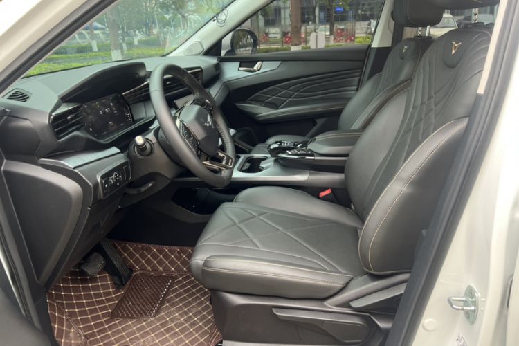 Used Cowin Kunlun 2023 Kunlun 300 Mountain Peak R Edition Interior 6