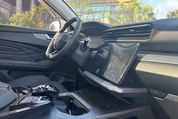 Used Cowin Kunlun 2023 Kunlun 300 Mountain Peak Edition Interior 7
