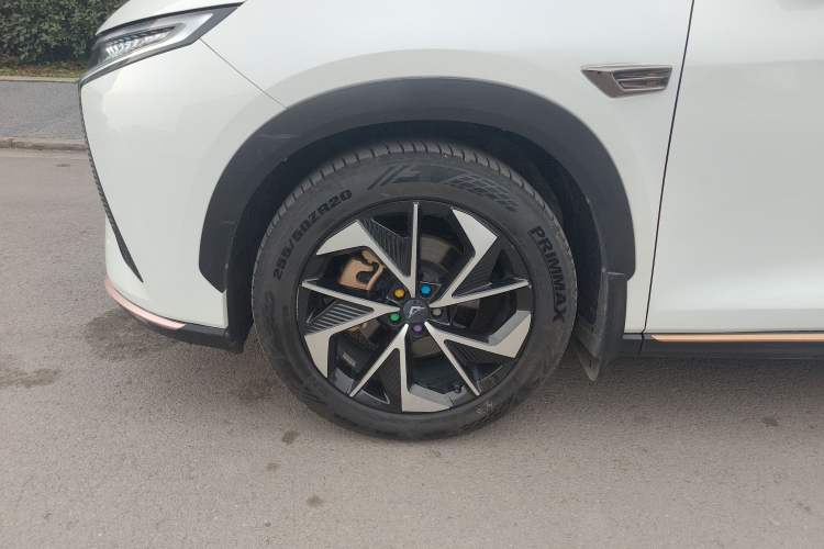 Used Cowin Kunlun 2023 Kunlun 300 Starry Edition Left Front Wheel Hub