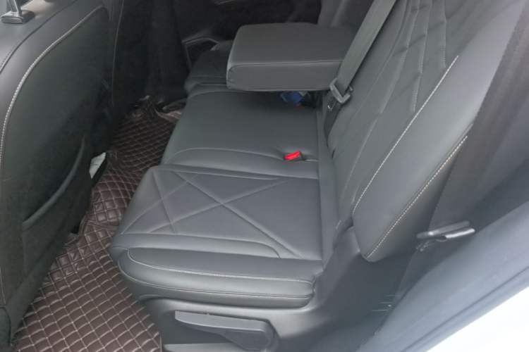 Used Cowin Kunlun 2023 Kunlun 300 Mountain Peak Edition Left Rear Seat