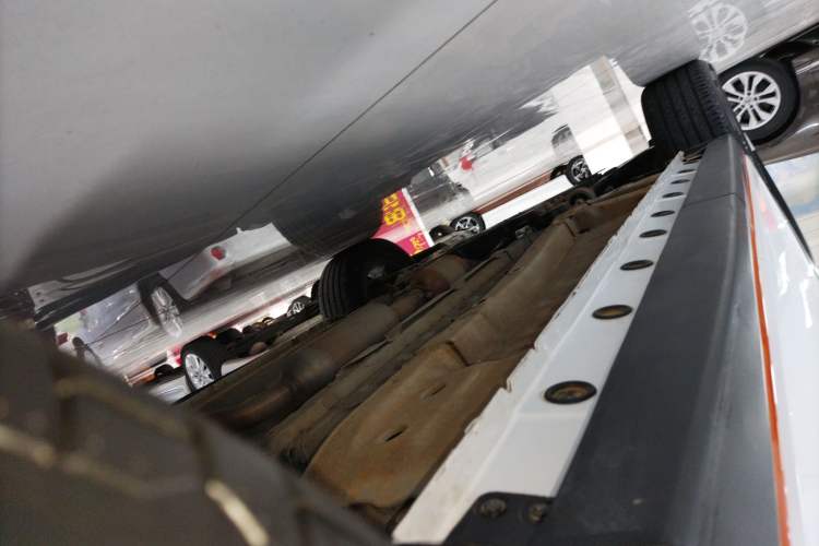 Used Cowin Kunlun 2023 Kunlun 300 Mountain Peak Edition Left Side Sill