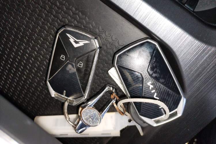 Used Cowin Kunlun 2023 Kunlun 300 Mountain Peak Edition Vehicle Key