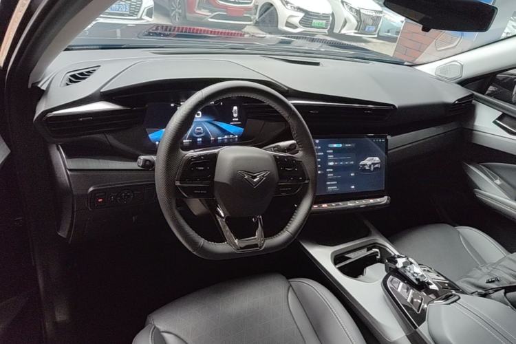 Used Cowin Kunlun 2024 Kunlun iHD 150km Mountain Peak Edition Center Console