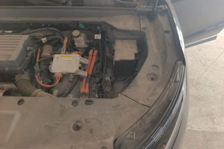 Used Cowin Kunlun 2024 Kunlun iHD 150km Mountain Peak Edition Engine Bay Left