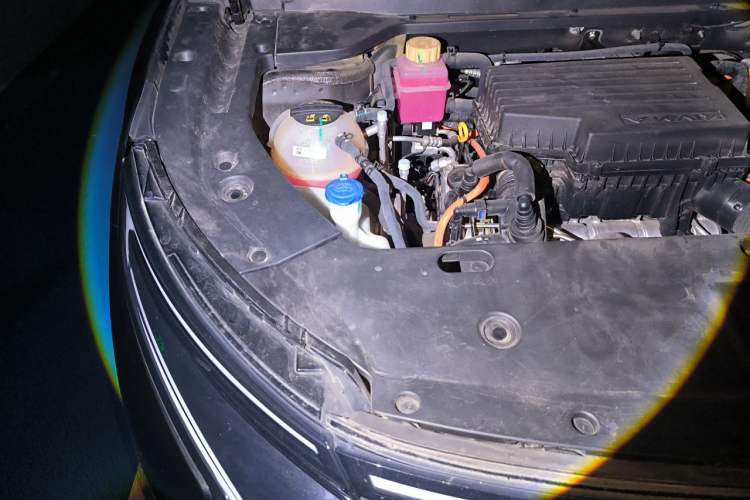 Used Cowin Kunlun 2024 Facelifted Kunlun iHD 150km Starry Sky Edition Engine Bay Right