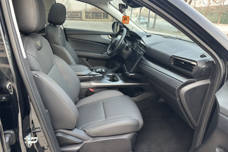 Used Cowin Kunlun 2024 Kunlun iHD 150km Starry Sky Executive Edition Interior 2