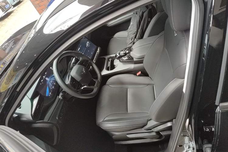 Used Cowin Kunlun 2024 Kunlun iHD 150km Mountain Peak Edition Left Front Seat