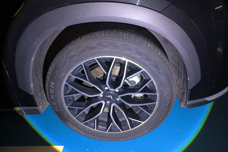 Used Cowin Kunlun 2024 Facelifted Kunlun iHD 150km Starry Sky Edition Right Front Wheel Hub