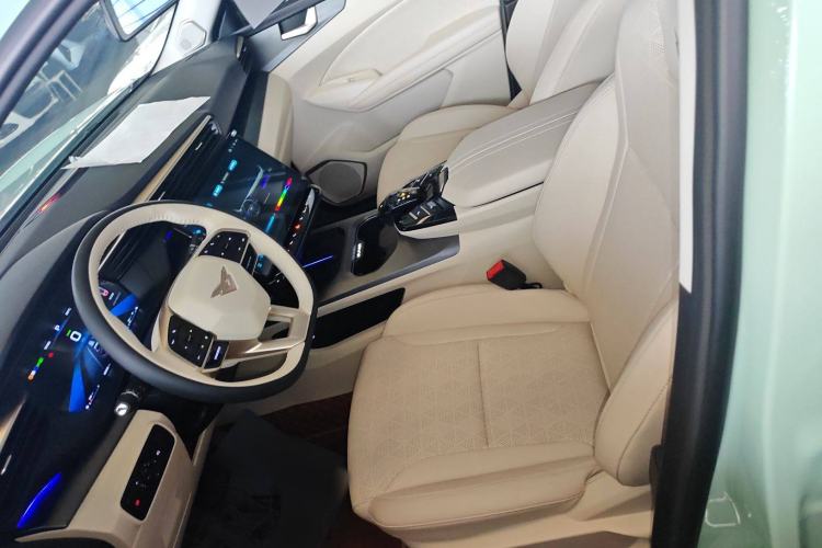 Used Cowin Kunlun 2024 Kunlun iHD 150km Starry Sky Executive Edition Left Front Seat