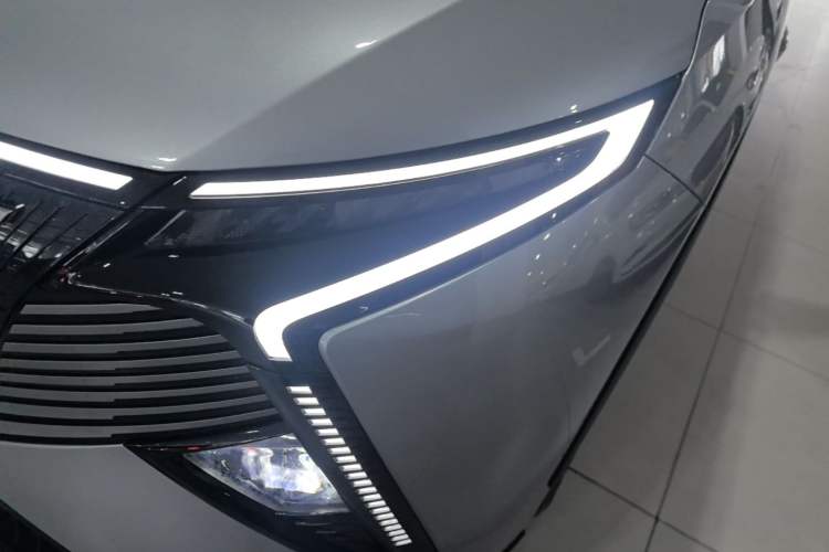Used Cowin Kunlun 2024 Kunlun iHD 150km Mountain Peak Edition Left Front Headlight