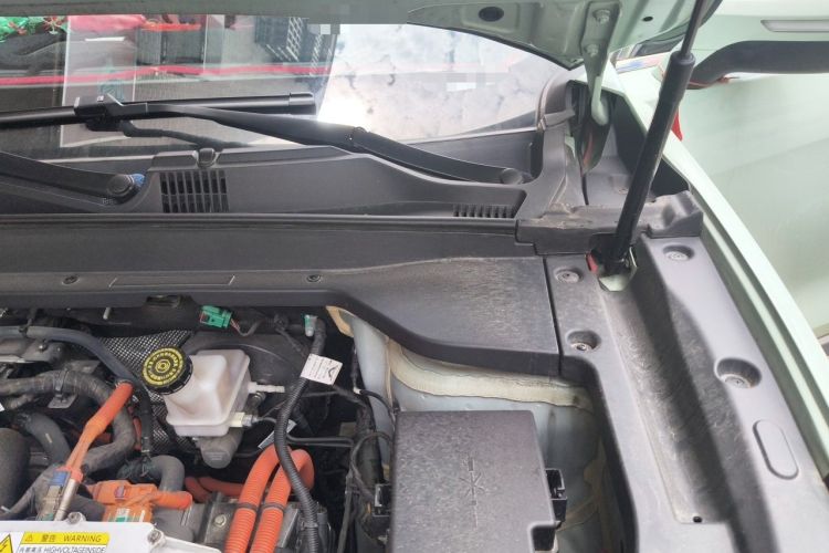 Used Cowin Kunlun 2024 Kunlun iHD 150km Mountain Peak Edition Engine Bay Left