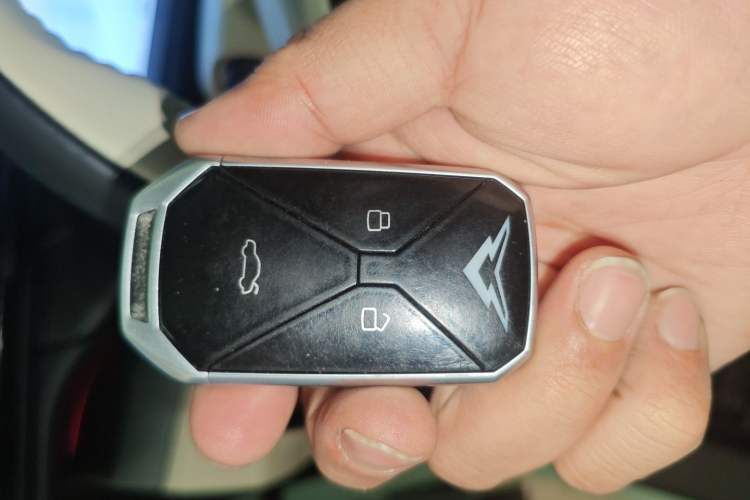 Used Cowin Kunlun 2024 Kunlun iHD 150km Horizon Edition Interior 1