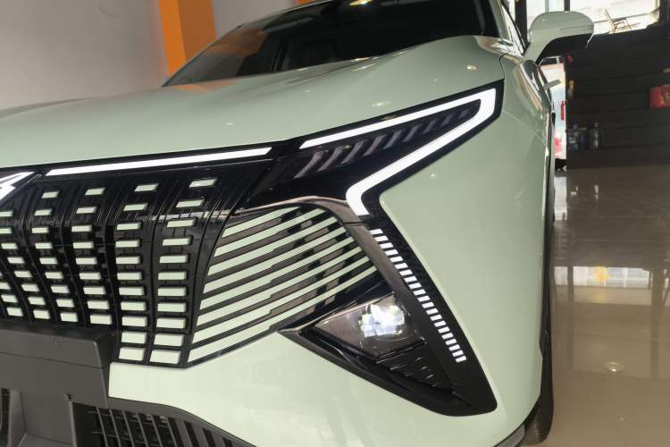 Used Cowin Kunlun 2024 Kunlun iHD 150km Mountain Peak Edition Left Front Headlight