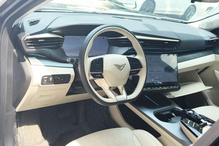 Used Cowin Kunlun 2024 Kunlun iHD 150km Horizon Edition Center Console