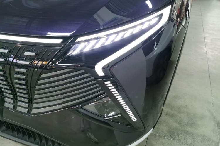 Used Cowin Kunlun 2024 Kunlun iHD 150km Horizon Edition Left Front Headlight