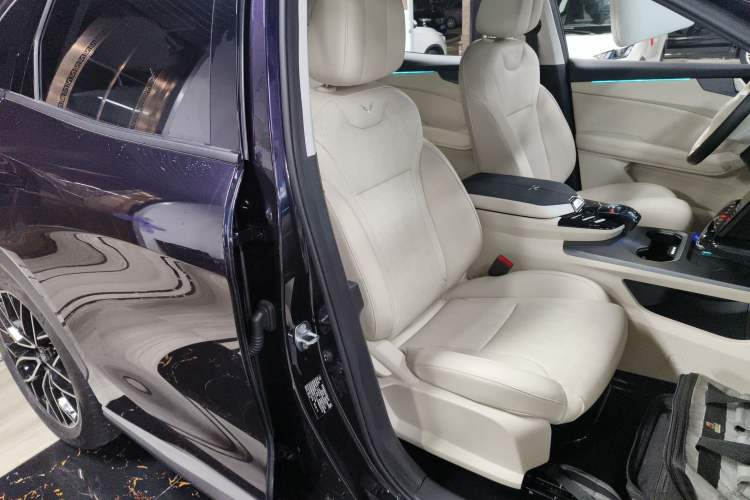 Used Cowin Kunlun 2024 Kunlun iHD 150km Horizon Edition Right Front Seat