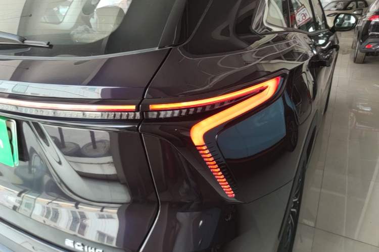 Used Cowin Kunlun 2024 Kunlun iHD 150km Horizon Edition Right Rear Taillight
