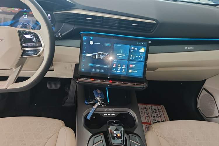 Used Cowin Kunlun 2024 Kunlun iHD 150km Horizon Edition Audio And AC Panel
