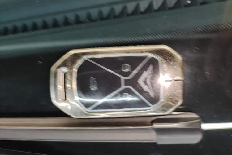 Used Cowin Kunlun 2024 Kunlun iHD 150km Mountain Peak Edition Interior 1