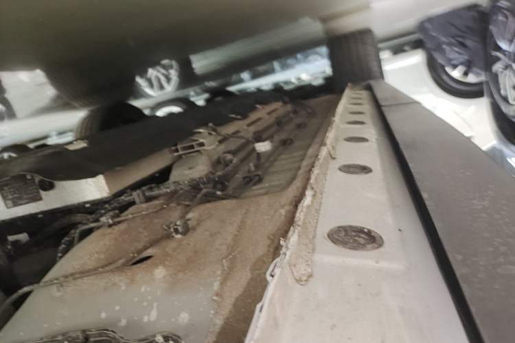 Used Cowin Kunlun 2024 Kunlun iHD 150km Mountain Peak Edition Left Side Sill