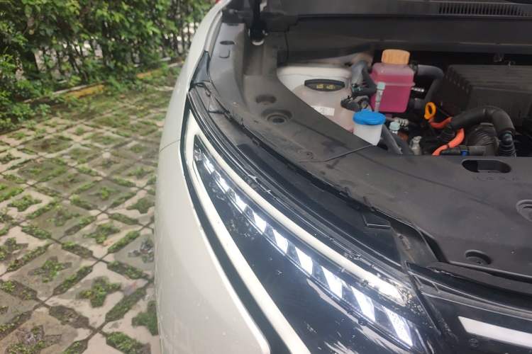 Used Cowin Kunlun 2024 Kunlun iHD 150km Mountain Peak Edition Right Front Headlight