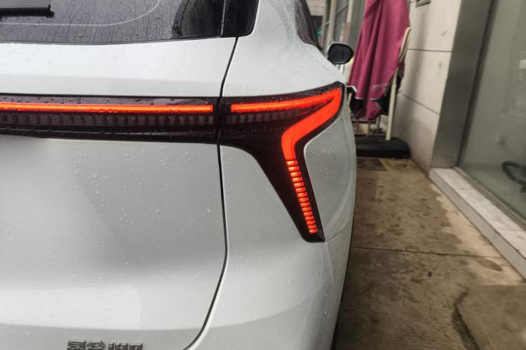 Used Cowin Kunlun 2024 Kunlun iHD 150km Horizon Edition Right Rear Taillight