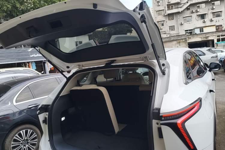 Used Cowin Kunlun 2024 Kunlun iHD 150km Mountain Peak Edition Trunk