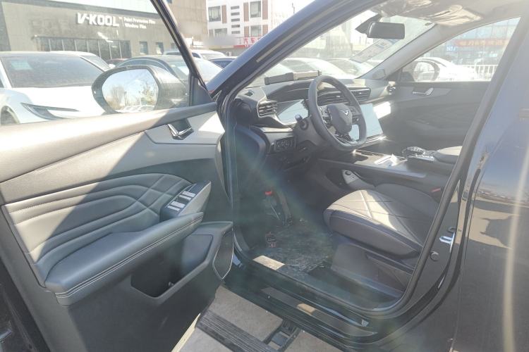 Used Cowin Kunlun 2025 1.5T Summit Edition 7-Seater Driver Seat