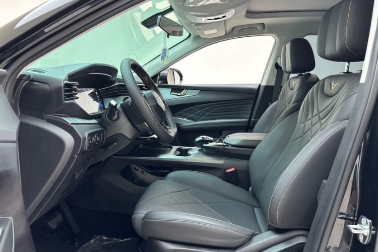 Used Cowin Kunlun 2025 1.5T Peak Edition 5 Seats Interior 7