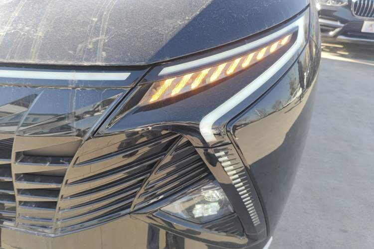 Used Cowin Kunlun 2025 1.5T Summit Edition 7-Seater Left Front Headlight