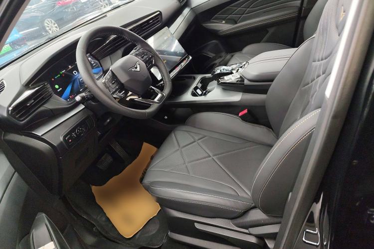 Used Cowin Kunlun 2025 1.5T Peak Edition 5 Seats Left Front Seat