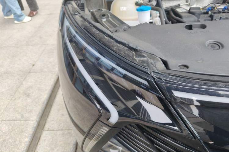 Used Cowin Kunlun 2025 1.5T Peak Edition 5 Seats Right Front Headlight