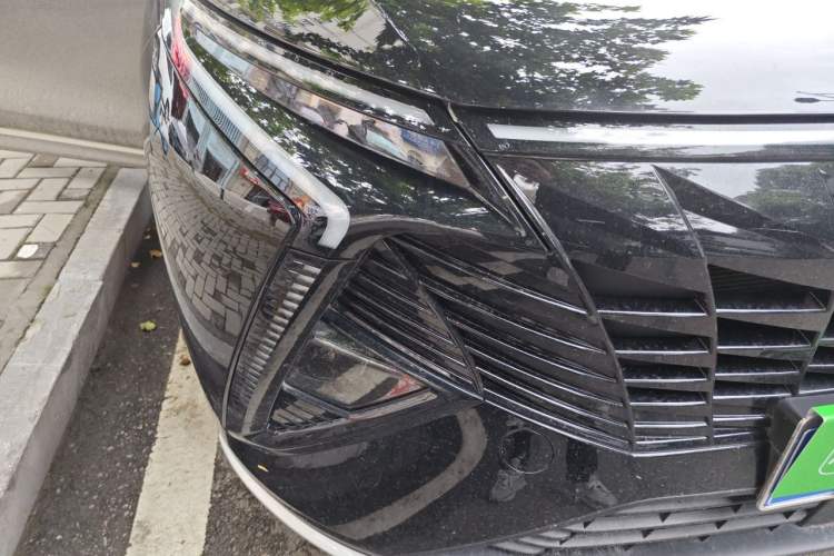 Used Cowin Kunlun 2025 1.5T Summit Edition 7-Seater Right Front Headlight