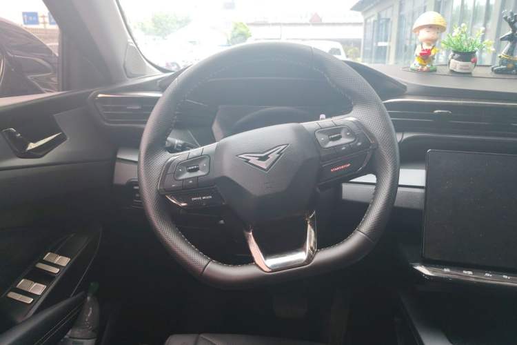 Used Cowin Kunlun 2025 1.5T Peak Edition 5 Seats Steering Wheel