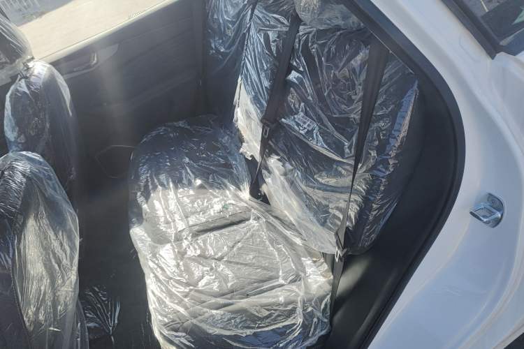 Used Cowin Kunlun 2025 1.5T Peak Edition 5 Seats Left Rear Seat