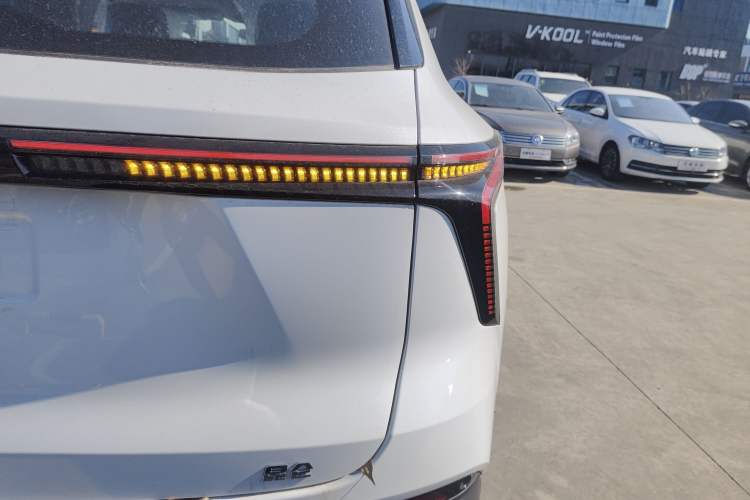 Used Cowin Kunlun 2025 1.5T Peak Edition 5 Seats Right Rear Taillight