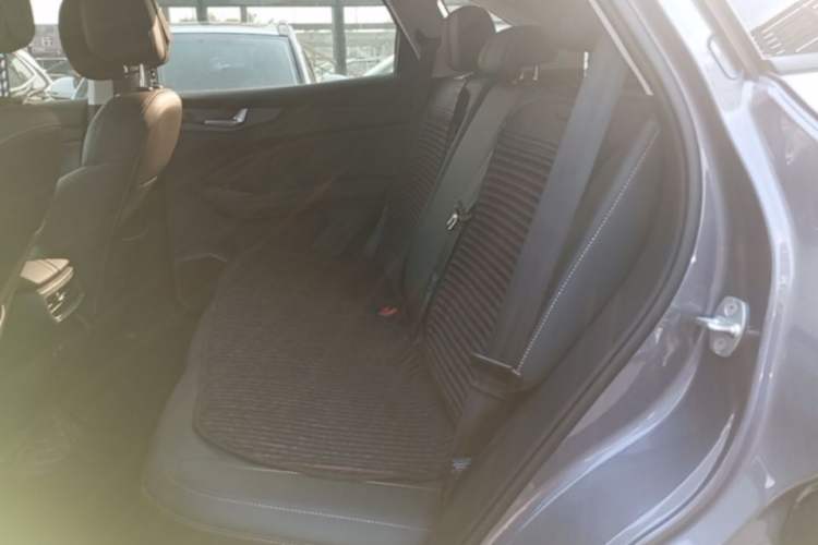 Used Cowin Kunlun 2026 Model 1.5T Plateau Edition (5-seater) Left Rear Seat