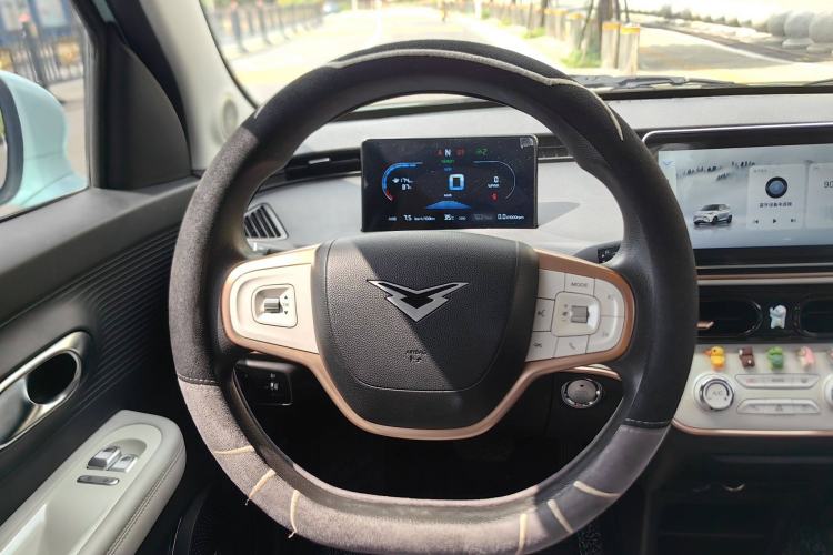 Used Cowin October 2023 201km Wave Rider Edition Interior 6