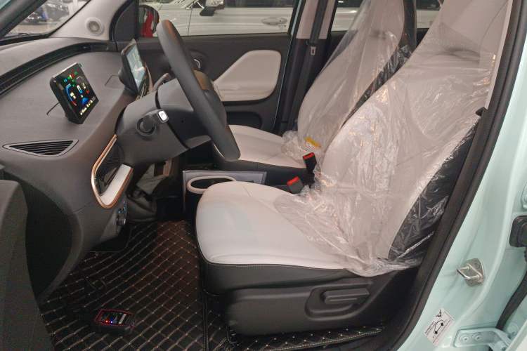 Used Cowin October 2026 Model Mate 305km Guoxuan Surfing Waves Edition Left Front Seat