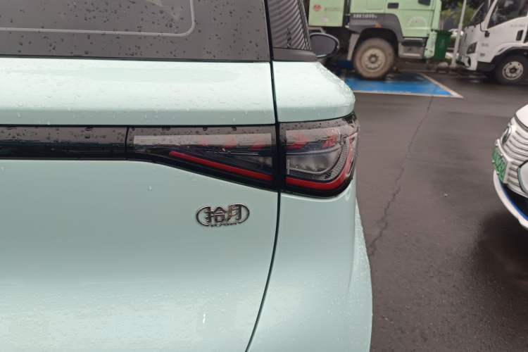 Used Cowin October 2023 201km Wave Rider Edition Right Rear Taillight